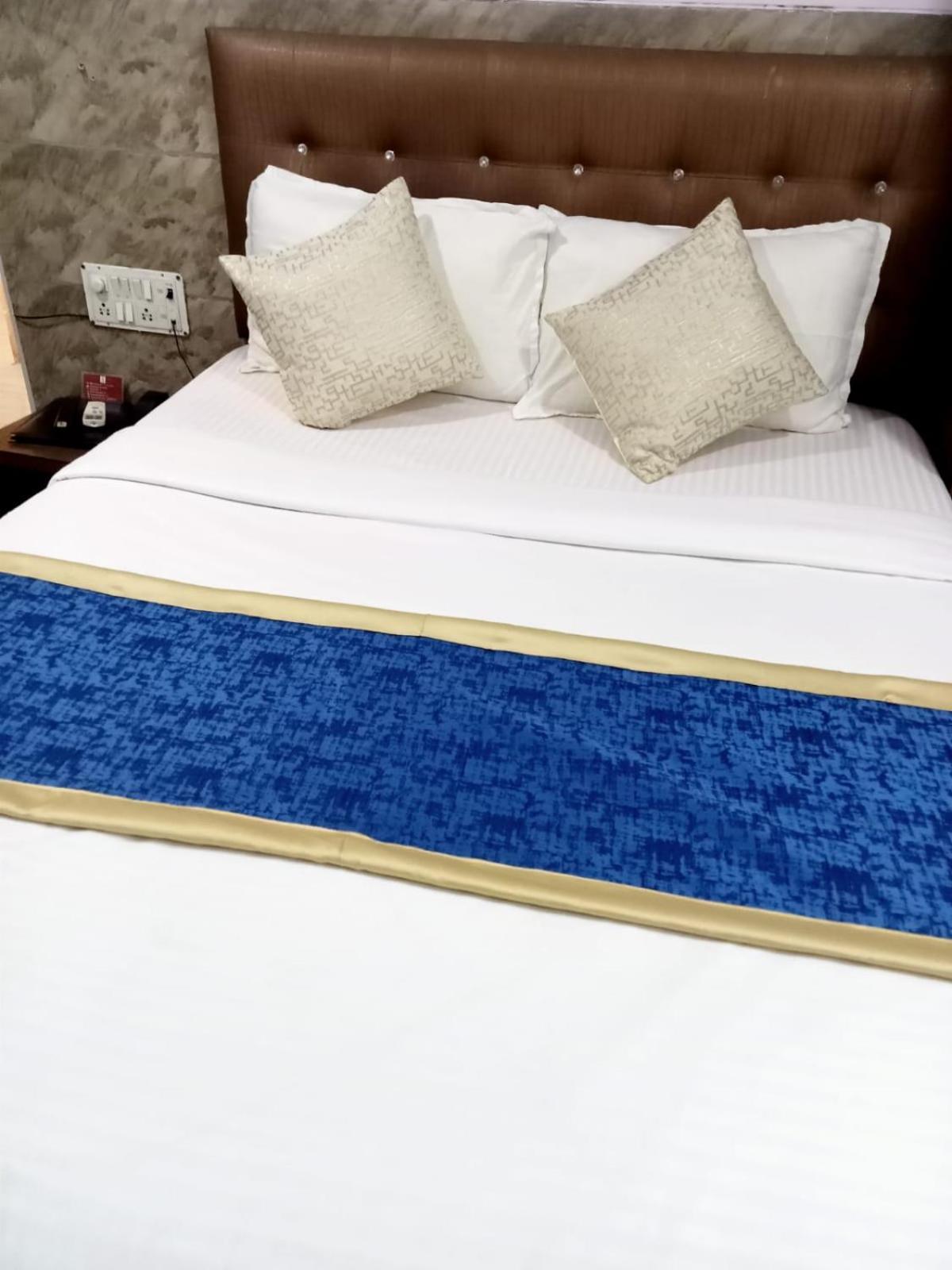 Hotel Jk Regency, Mumbai International Екстер'єр фото